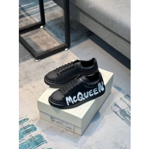 Men's Alexander McQueen Black Sneaker