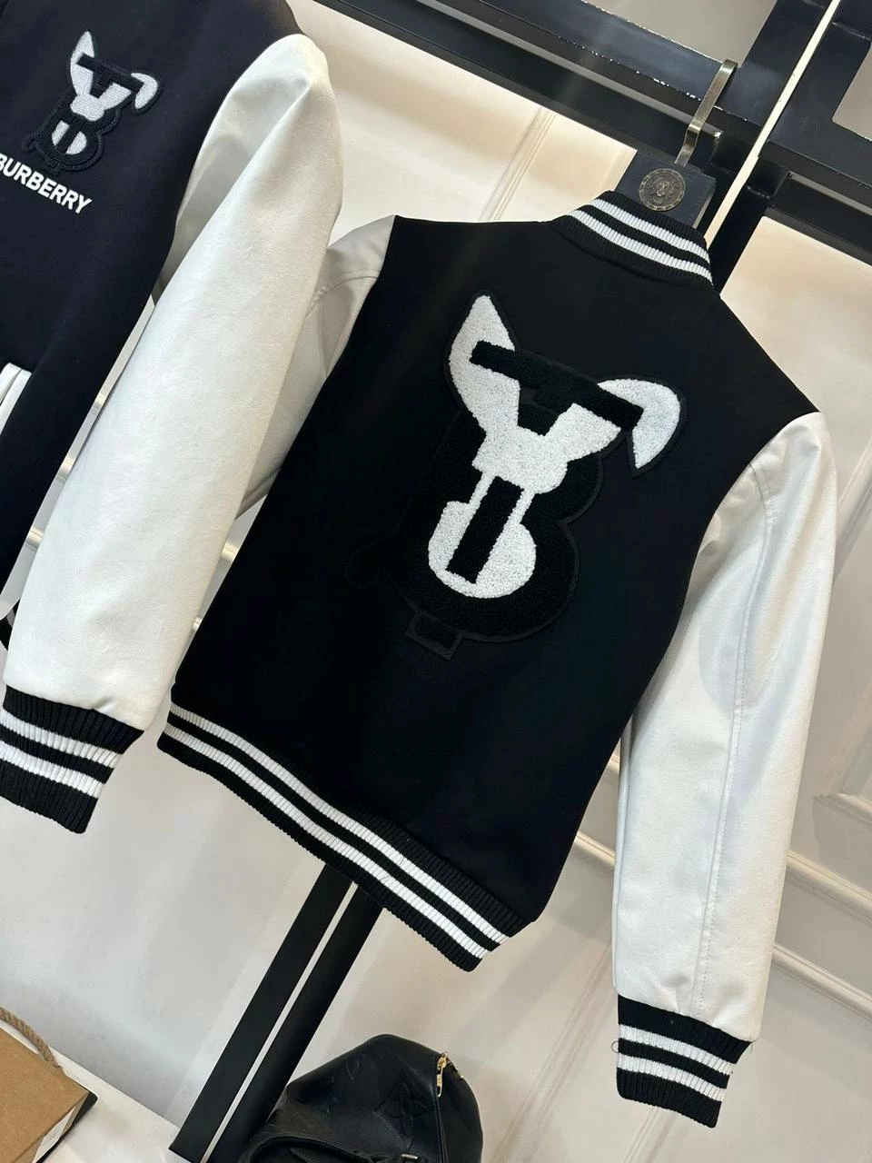 photo_2024-11-19_11-49-55