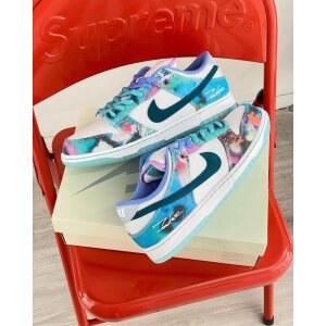 Men's Nike SB Dunk Futura Laboratories Sneakers