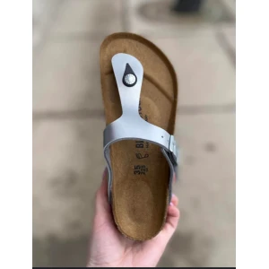 Women's Birkenstock Arizona Slides